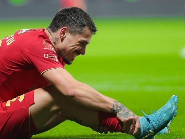 Nicolae Stanciu în timpul unui meci pentru Dalian Yingbo