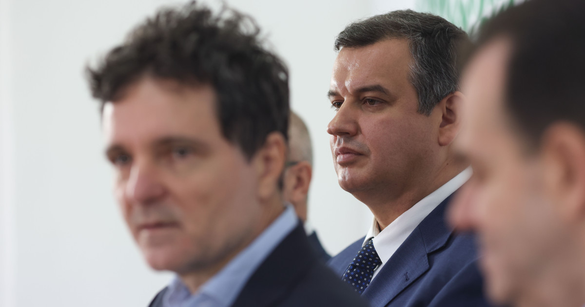 Nicușor Dan și Eugen Tomac discutând la Palatul Cotroceni