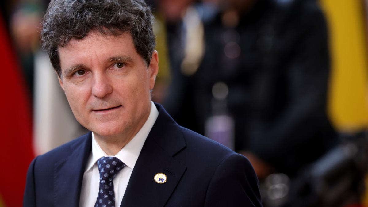 Nicușor Dan, așteptat să desemneze premierul. Negocierile partidelor, blocate