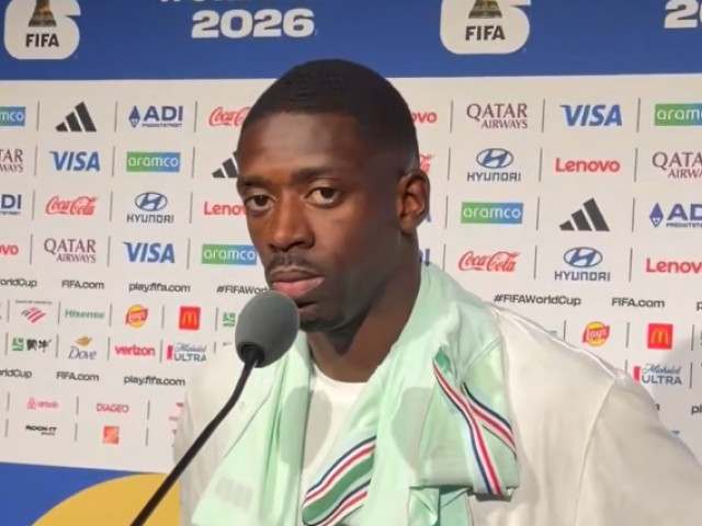 Ousmane Dembele sărbătorind un gol pentru Franța
