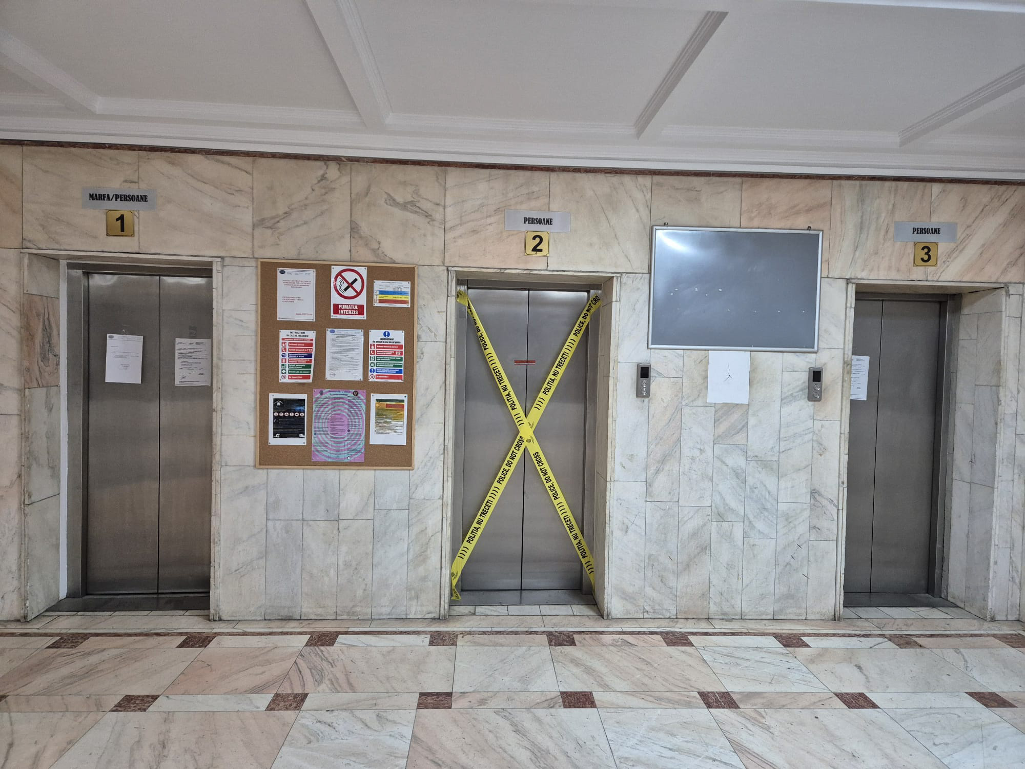 Palatul CFR: 3.200 de angajați afectați de lifturile oprite de 14 zile, după ce inițial administrația nu știa numărul