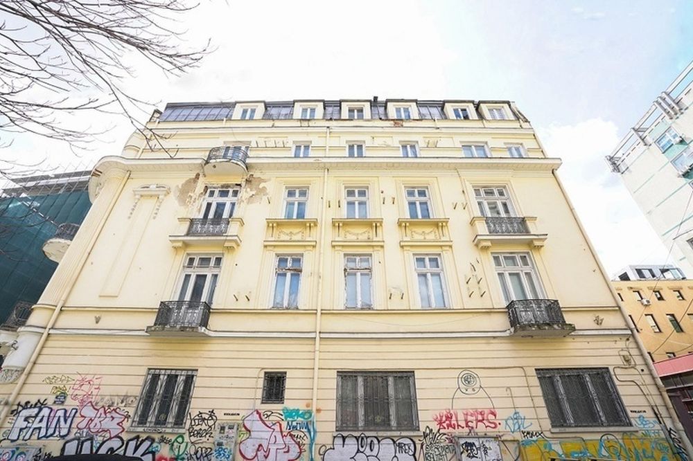 Palatul Fabricii Letea din București în renovare