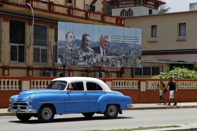 Sediul Partidului Comunist Cubanez din Havana