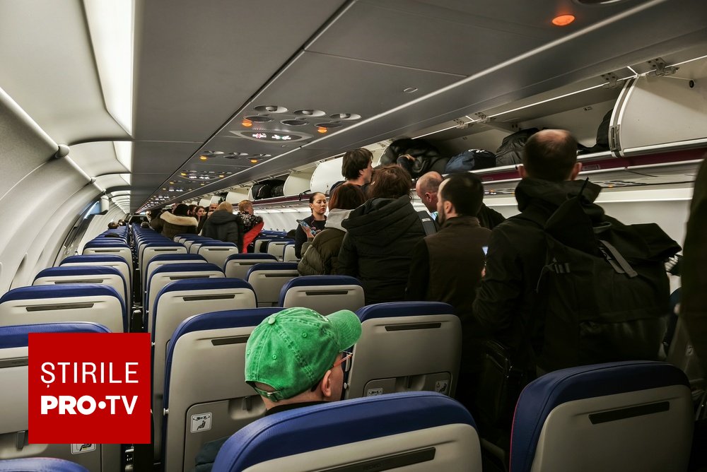 Avion Jet2 pe pistă, imagine de arhivă