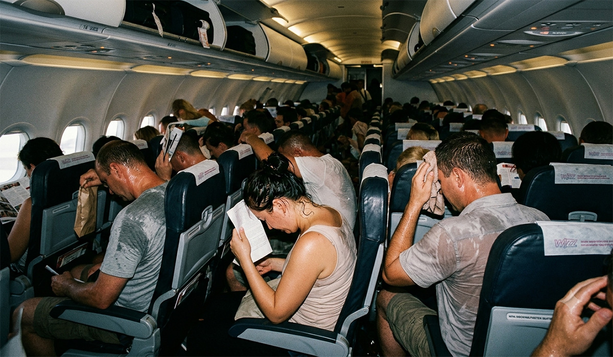 Avion SunExpress pe pista aeroportului din Frankfurt