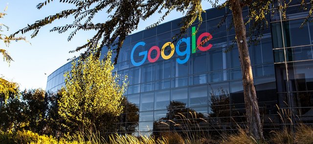 Peste 20 de publicații europene dau Google în judecată pentru monopolul în adtech