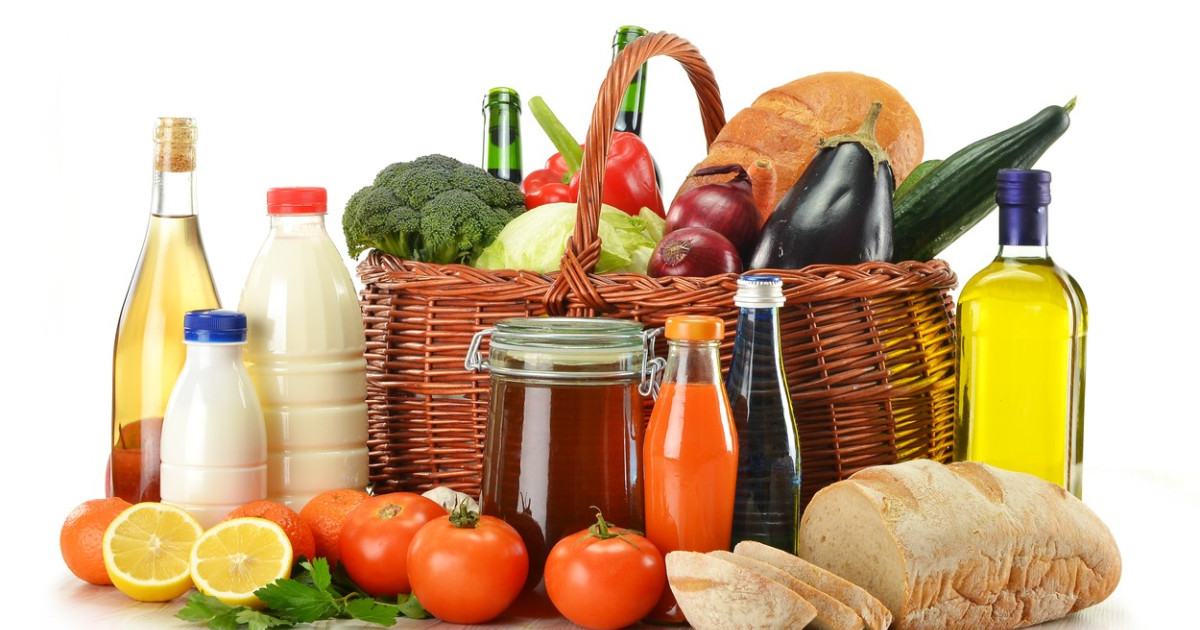 Plafonarea adaosului comercial la alimentele de bază, prelungită până la finalul anului 2026