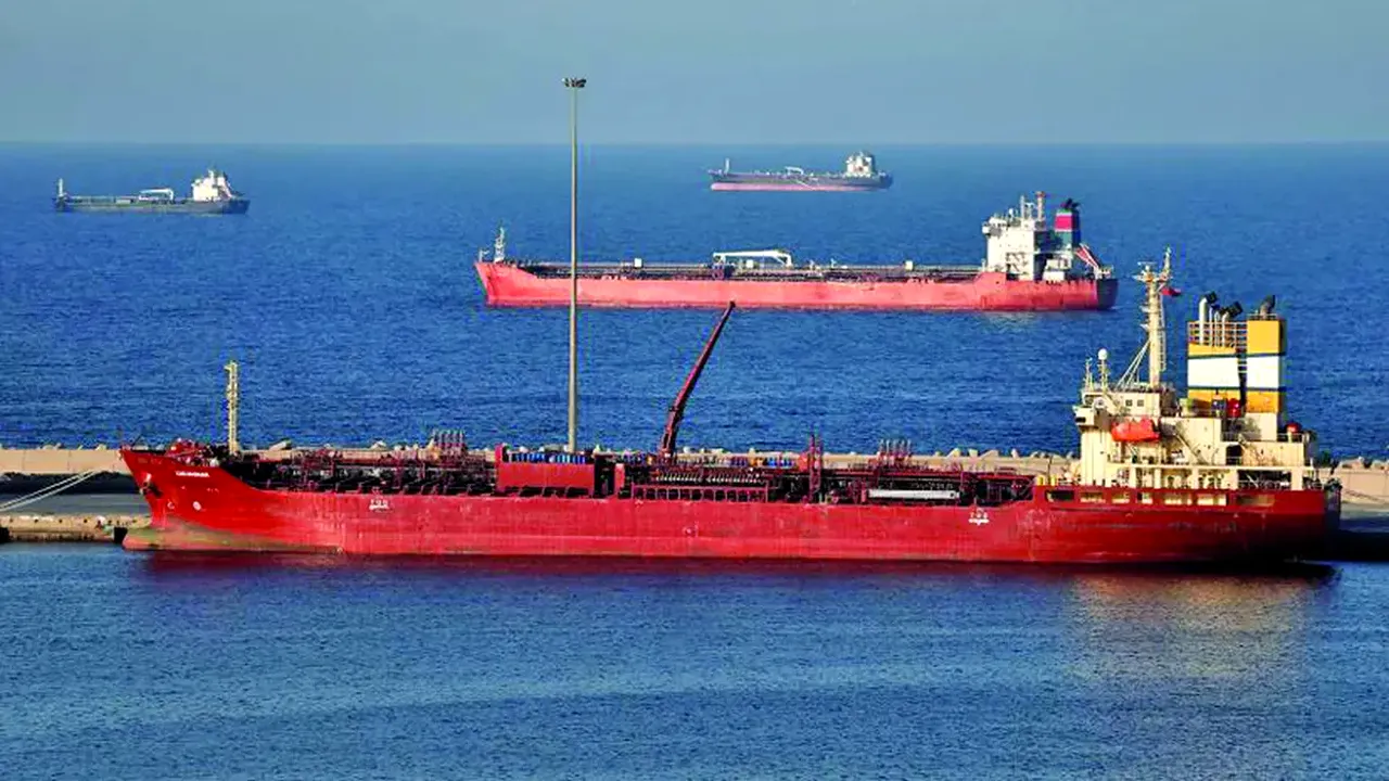 Grafic cu prețul petrolului Brent în scădere