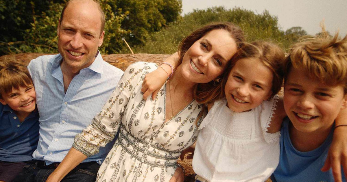 Prințesa Kate pe un vârf montan, în echipament de drumeție