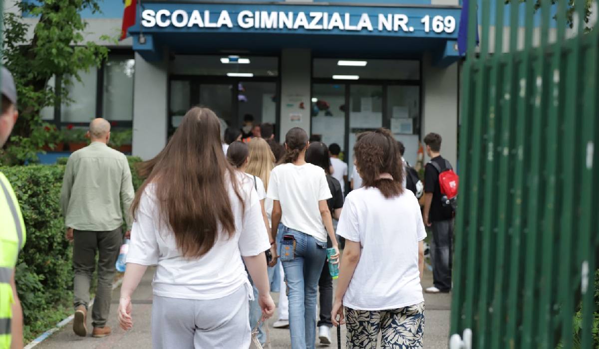 Profesor din Câmpina: Evaluarea Națională la Matematică 2026, „cu dedicație pentru elevii din București”