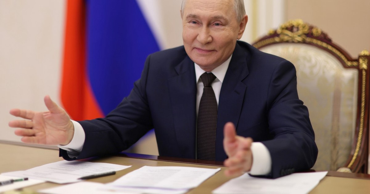 Vladimir Putin la o ședință de urgență privind criza carburanților