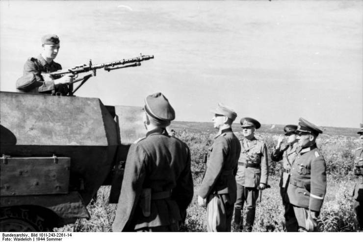 Hartă militară din al Doilea Război Mondial cu trupe române și germane
