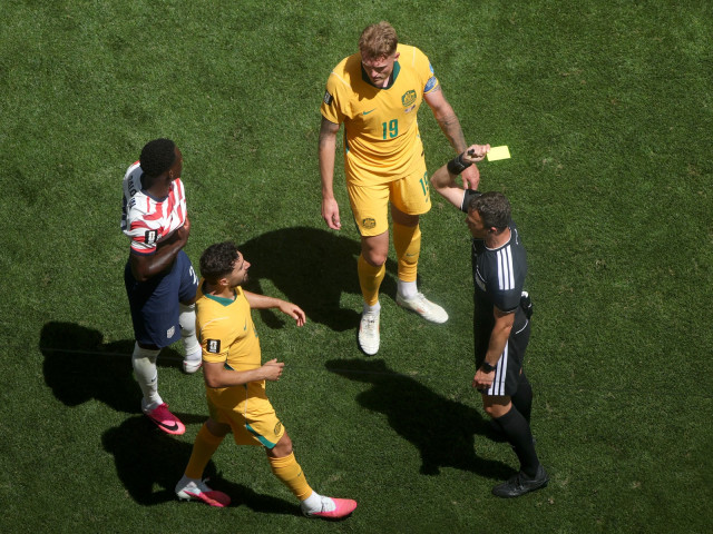 Record de cartonașe galbene la Cupa Mondială 2026: Felix Zwayer a acordat 7 avertismente în SUA - Australia 2-0