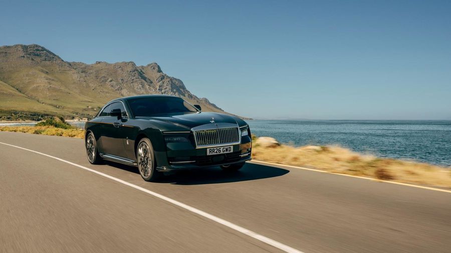 Rolls-Royce Spectre Series II: autonomie mărită cu 18%, până la 628 km