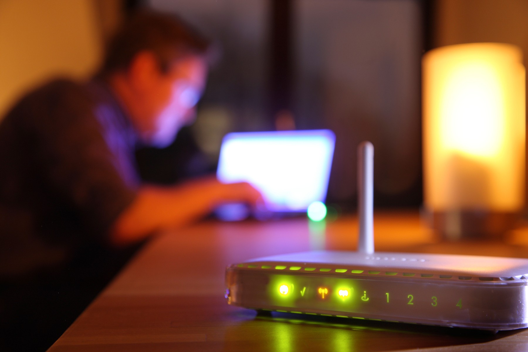 Routerele Wi-Fi moderne pot fi transformate în sisteme de supraveghere invizibile, arată un studiu