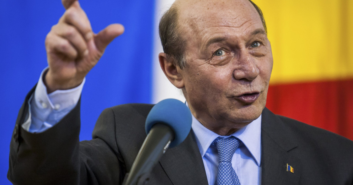 Traian Băsescu: Președintele a procedat corect cu nominalizarea lui Veștea, în lipsa soluțiilor de la partide