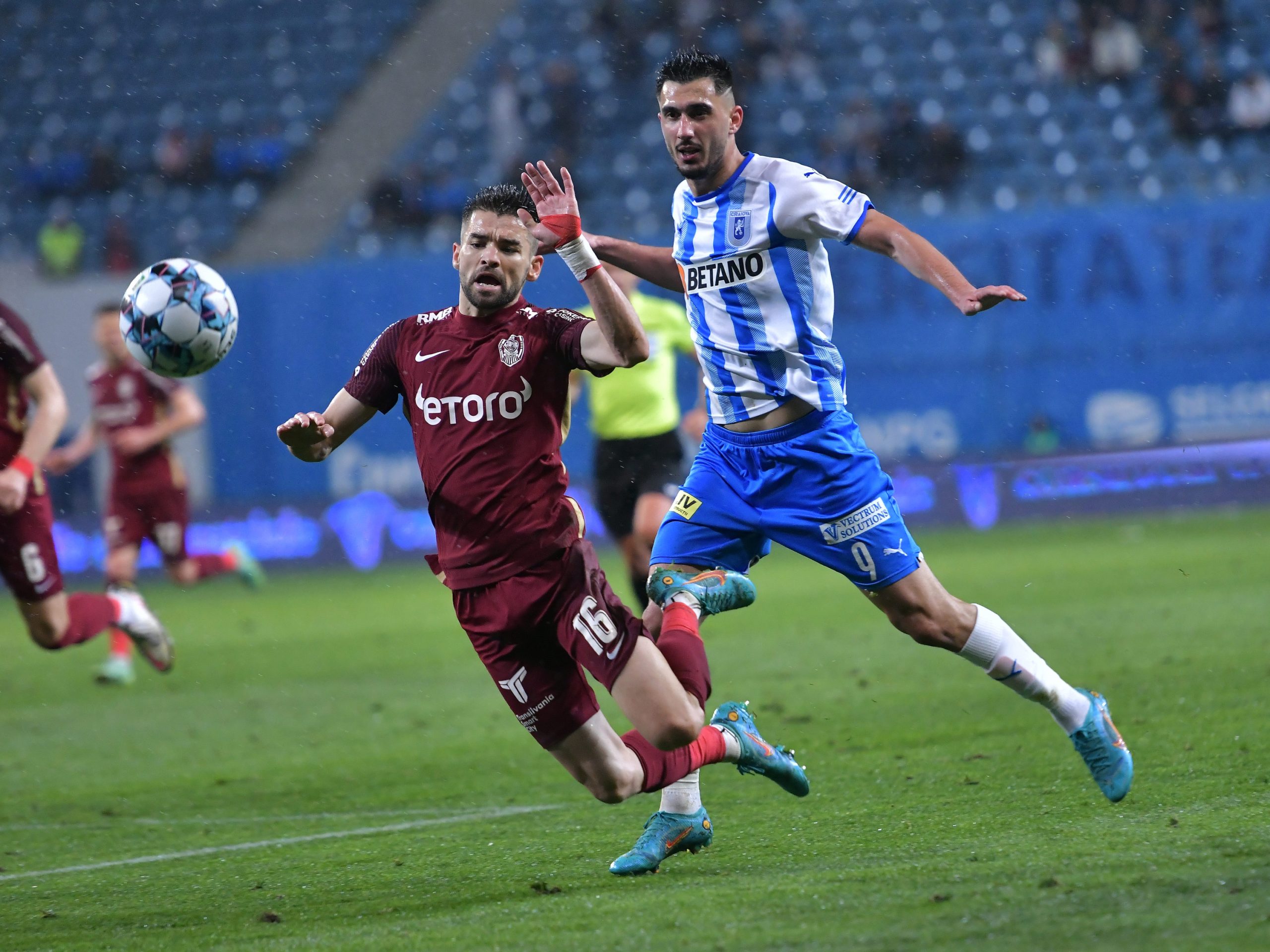 Mateo Susic în tricoul CFR Cluj în timpul unui meci