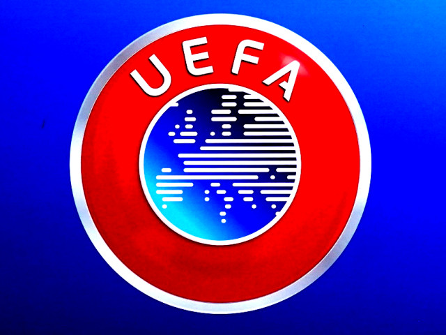UEFA anunță că nu va introduce pauze de hidratare în cupele europene