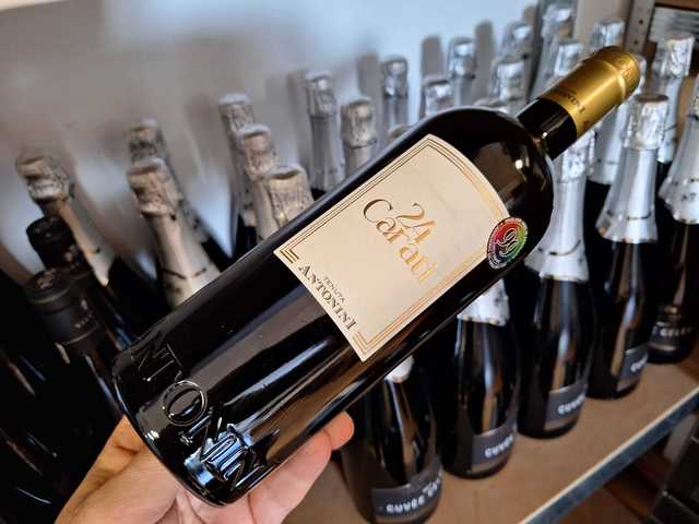 Sticlă de vin 24 Carati Bianco 2025 de la Tenuta Antonini