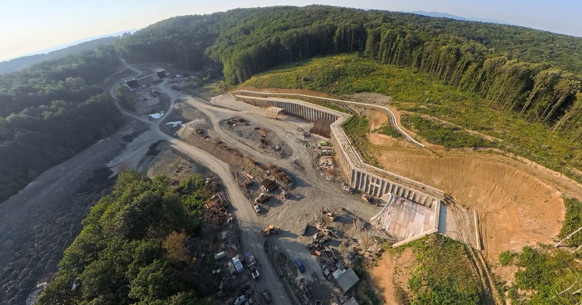 Șantier autostradă în România