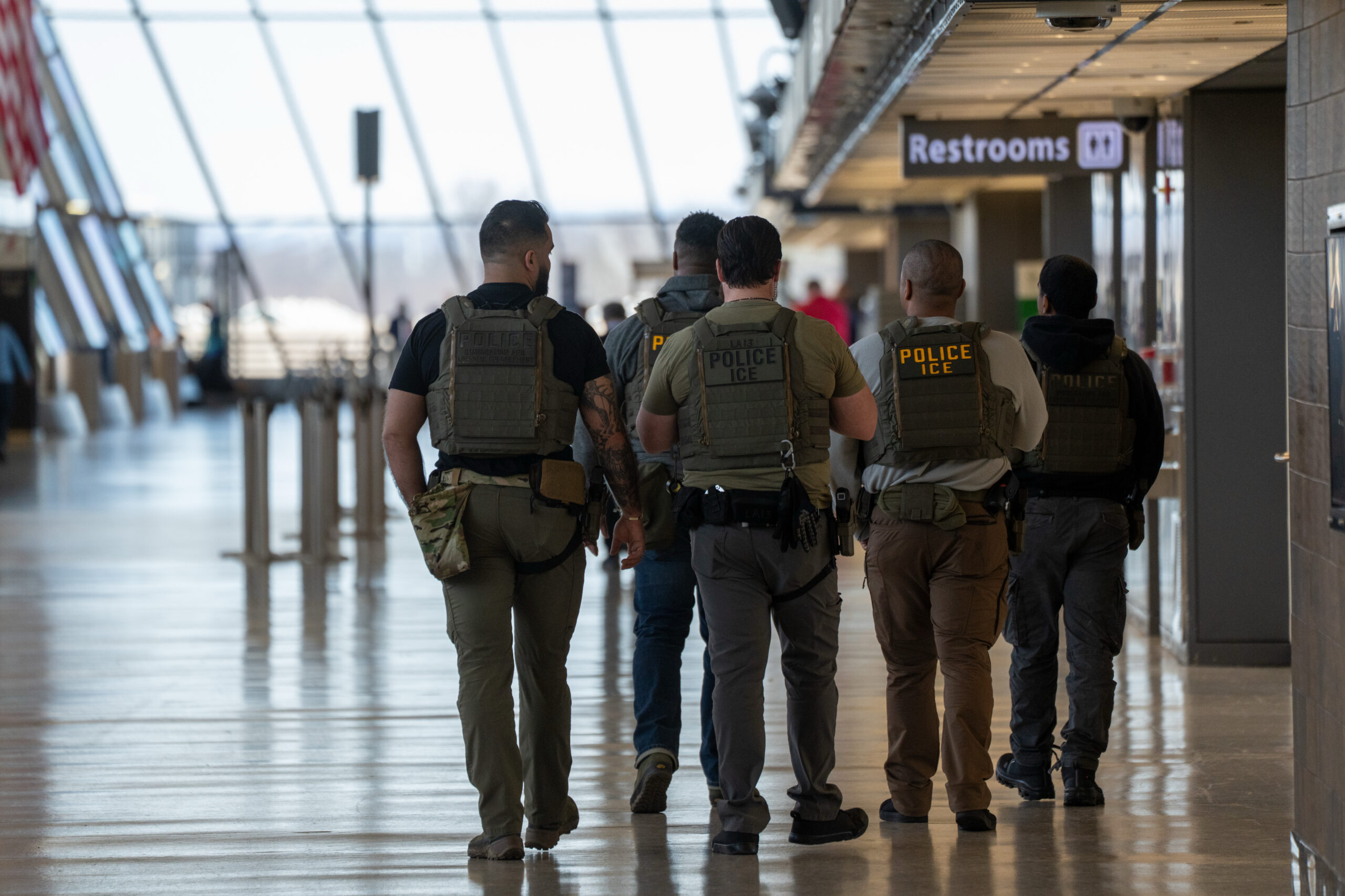 Agent de imigrări împușcă mortal un mexican în Houston, în timpul unui control