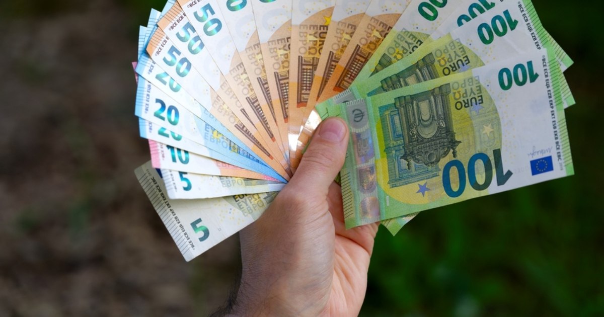 Angajată concediată pentru modificarea contractului de muncă
