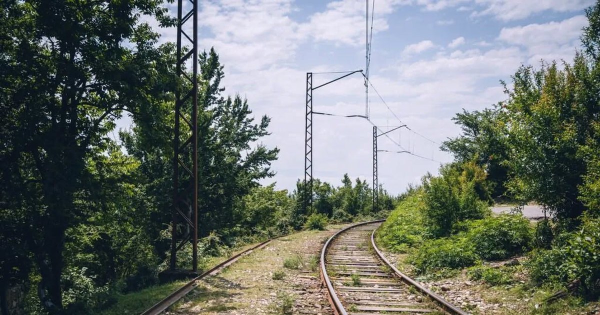 Circulația trenurilor, blocată între Eforie Nord și Eforie Sud din cauza unei șine rupte