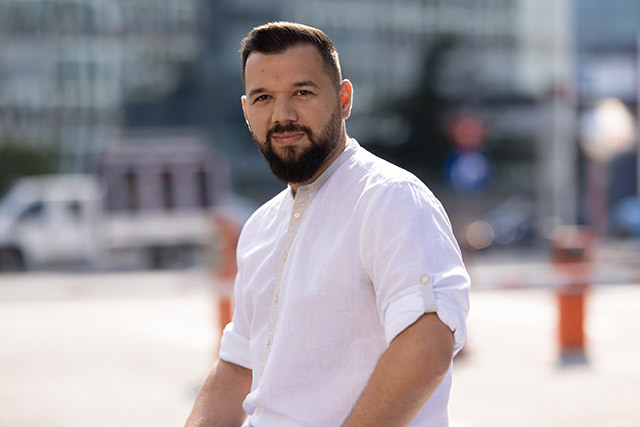 Sorin-Adrian Dochian, country manager Compari.ro