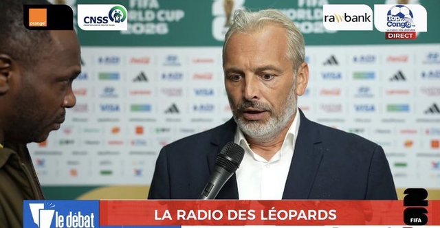 Selecționerul RD Congo, Sébastien Desabre, la conferința de presă