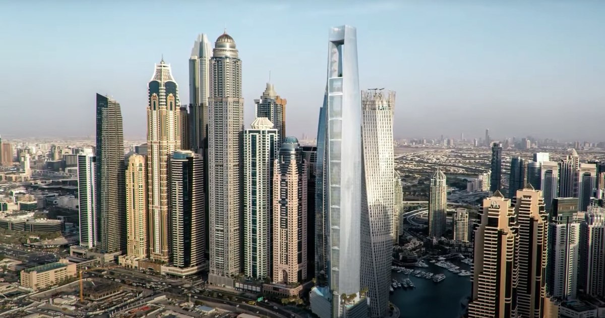 Portul Jebel Ali din Dubai, aproape pustiu, cu macarale și containere rare