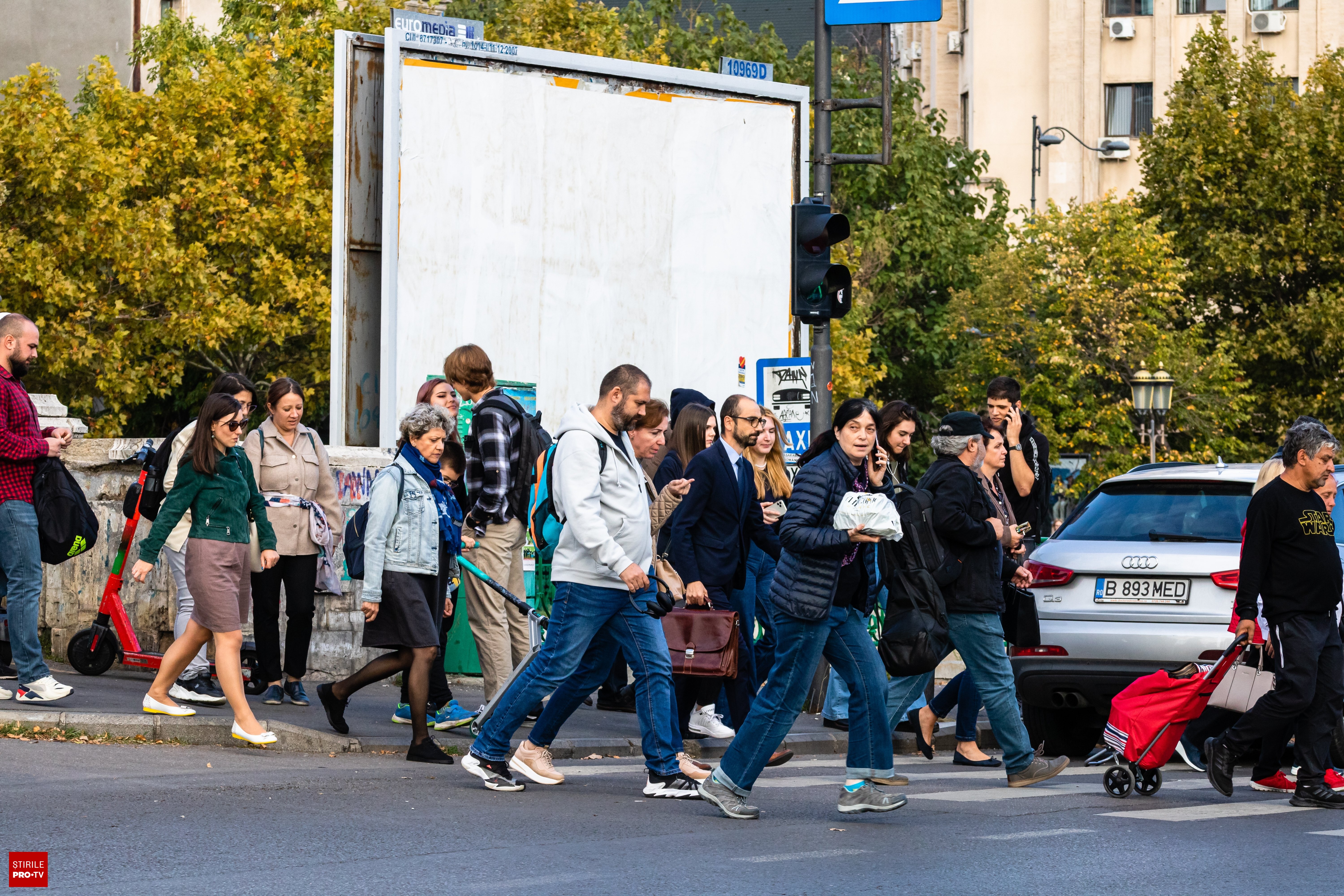 Eurobarometru: Românii, mai optimiști decât media UE, dar nemulțumiți de calitatea vieții