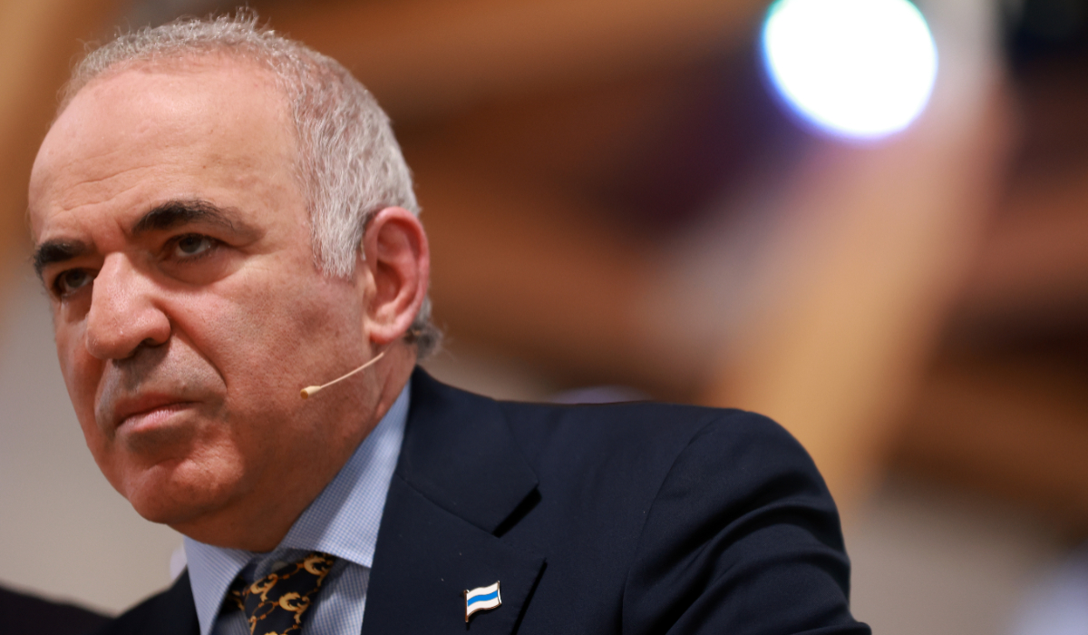 Garry Kasparov: Putin nu va negocia pacea în Ucraina, sfârșitul războiului i-ar amenința regimul