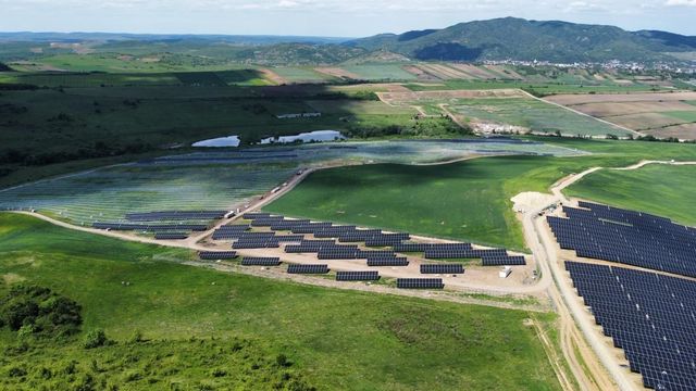 Parcul solar Șimleu Silvaniei în timpul lucrărilor