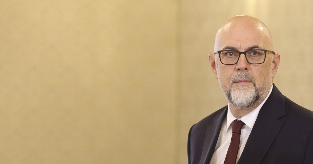 Kelemen Hunor vorbind la o conferință de presă