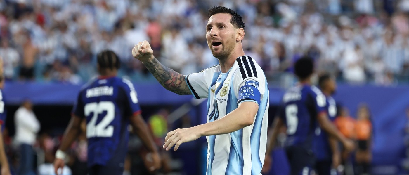 Lionel Messi în timpul meciului Argentina – Capul Verde