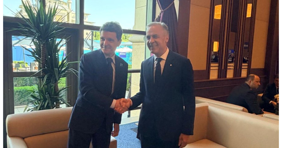 Nicușor Dan și Mark Carney la întâlnirea de la Ankara