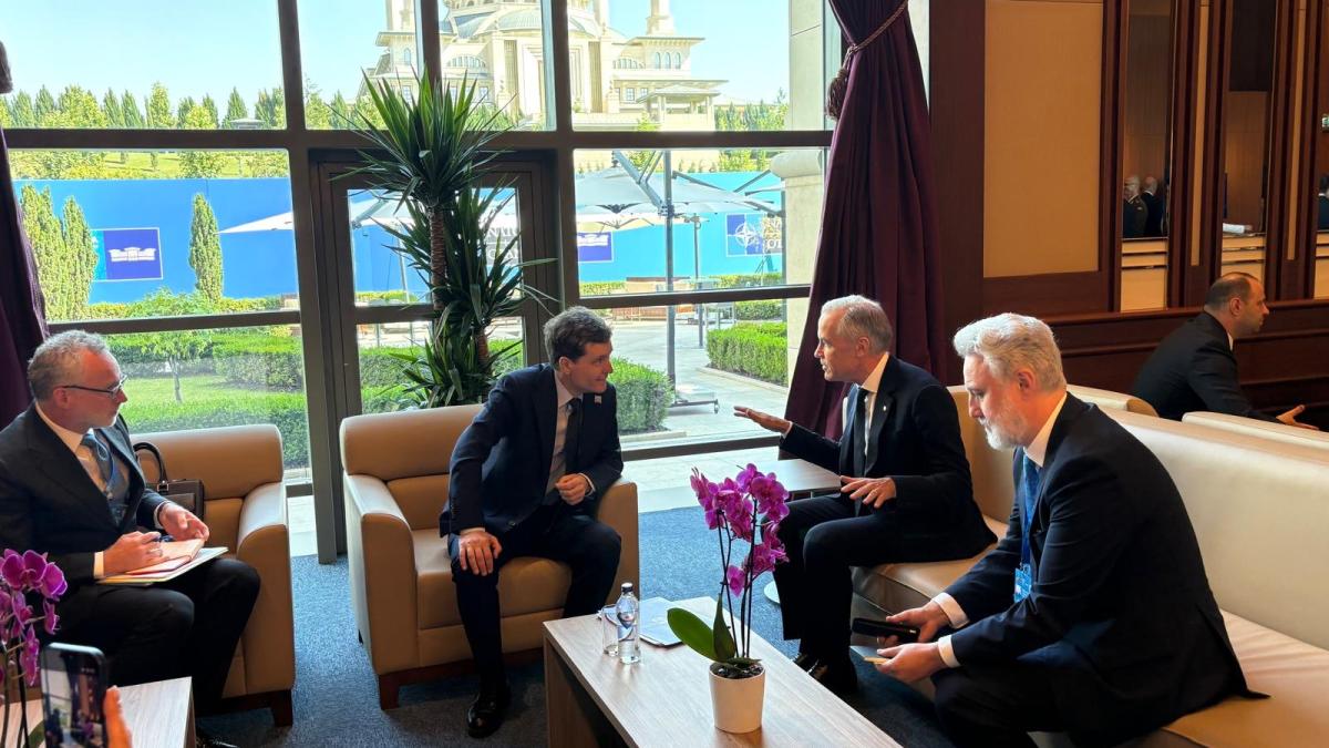 Nicușor Dan și Mark Carney la întâlnirea bilaterală