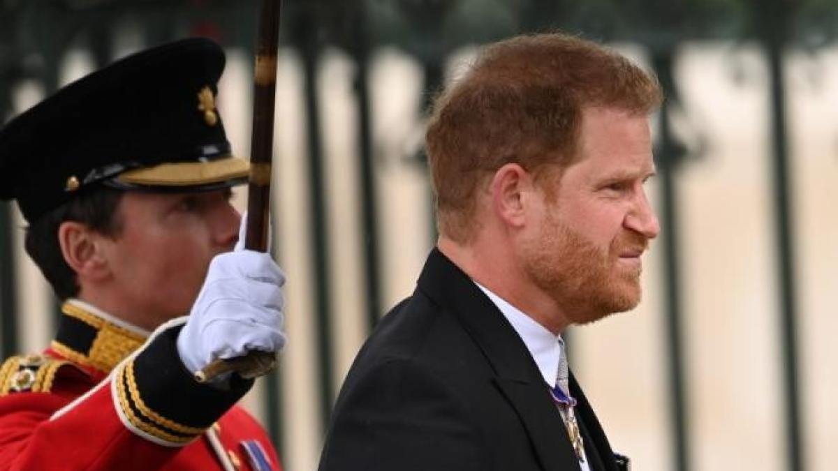 Prințul Harry, vizită la Londra. Nu va locui la Palatul Buckingham din cauza unui refuz tardiv