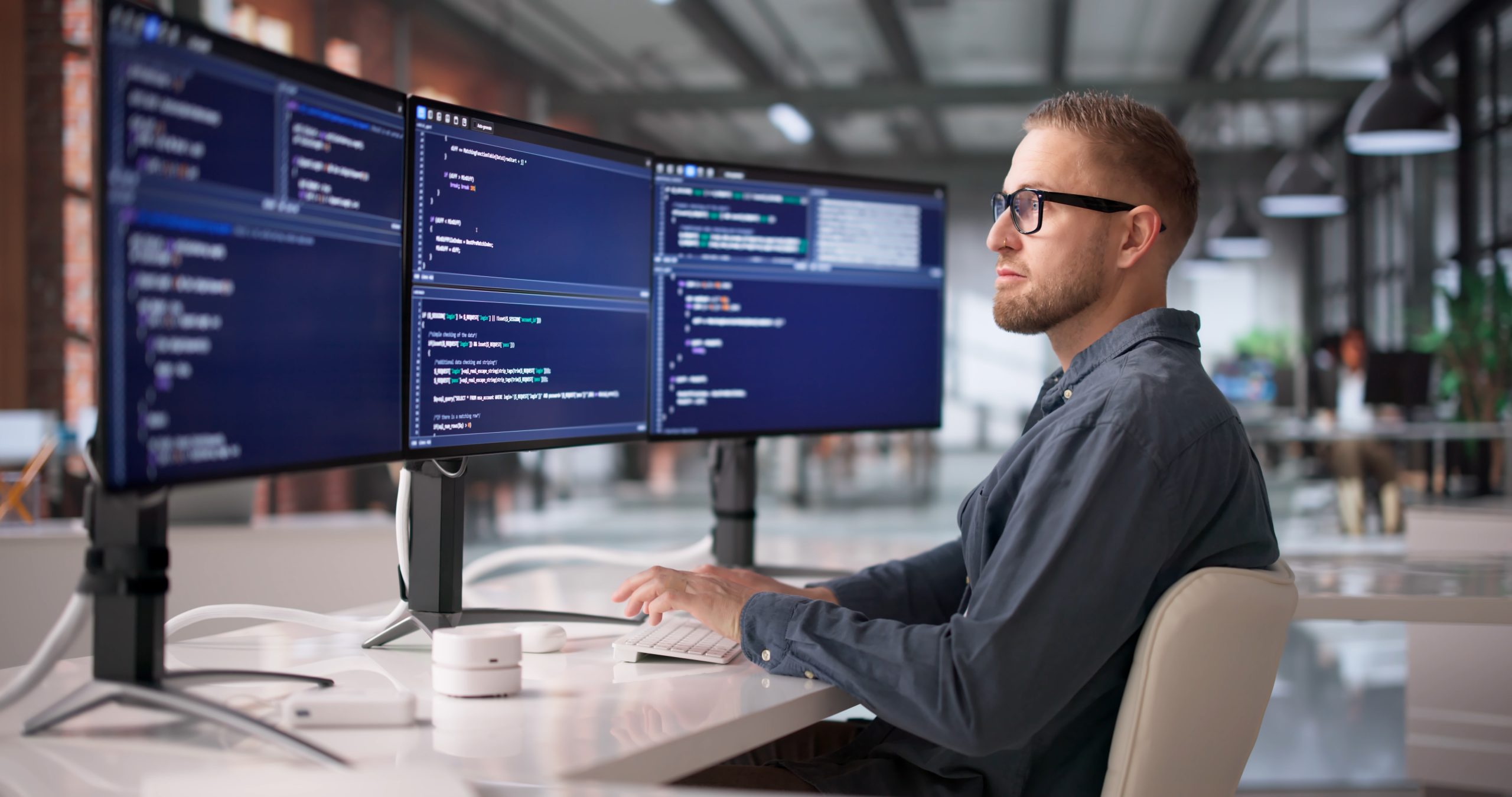 Grafic comparativ salarii testare software 2026