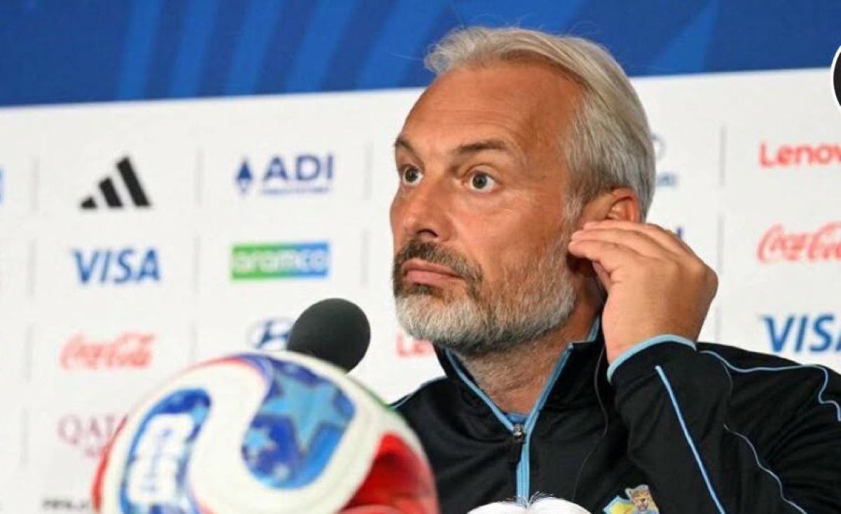 Șoc la Cupa Mondială 2026: Selecționerul RD Congo a aflat de decesul tatălui în conferința de presă