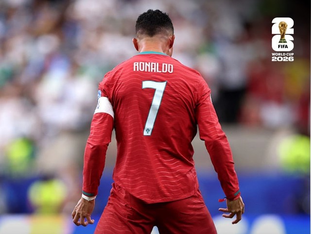 Katia Aveiro, sora lui Cristiano Ronaldo, îmbrăcată în tricoul Portugaliei