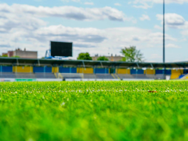 Stadionul Mezokovesdi Varosi din Ungaria, unde Universitatea Craiova joacă împotriva lui Vitebsk în Champions League