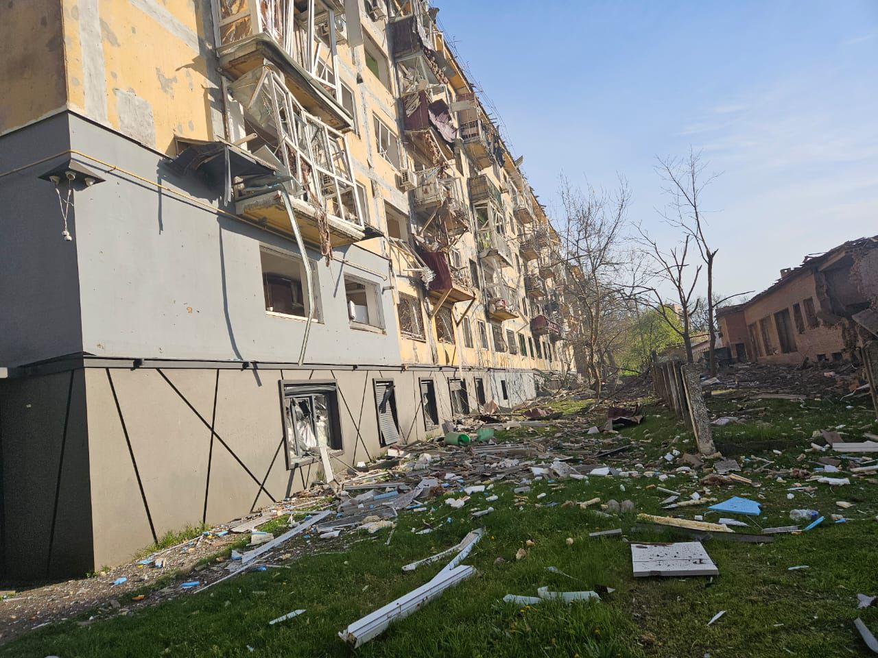 Imagine cu o substație electrică din Crimeea avariată în urma unui atac ucrainean