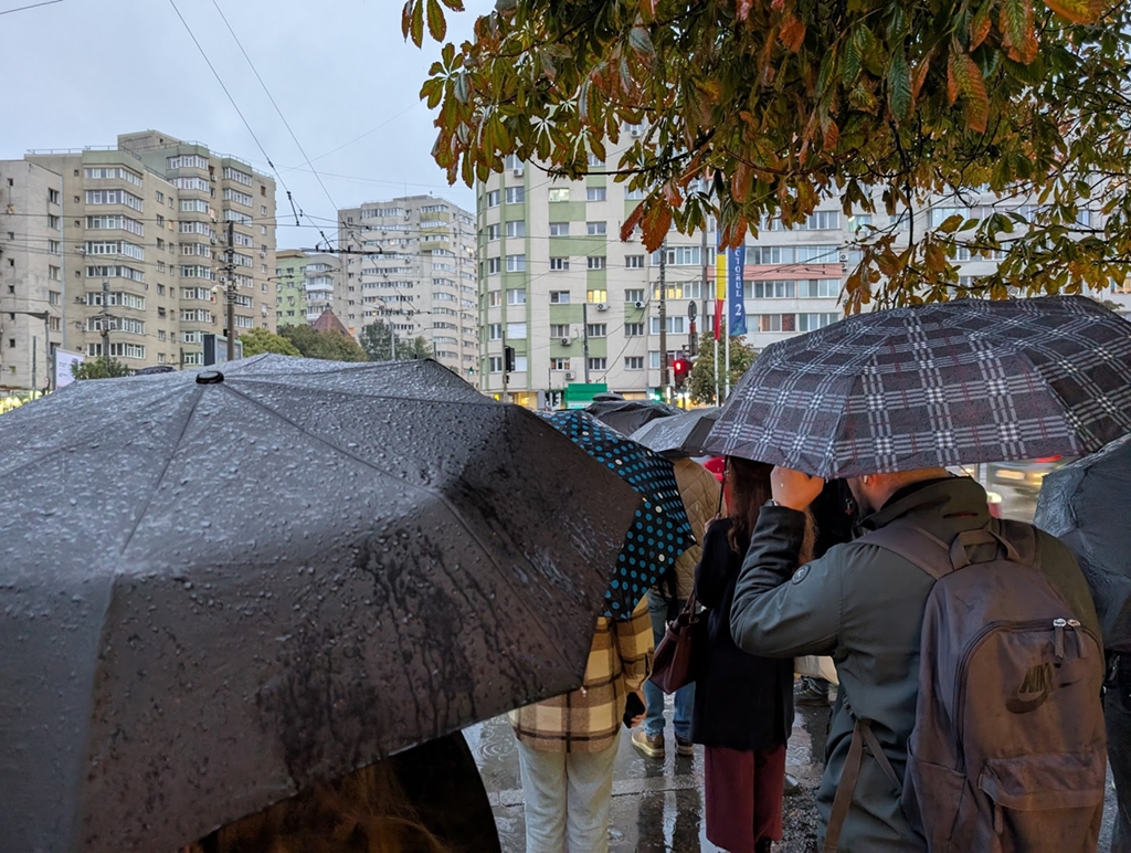 Cer înnorat peste București, semn de vreme rea